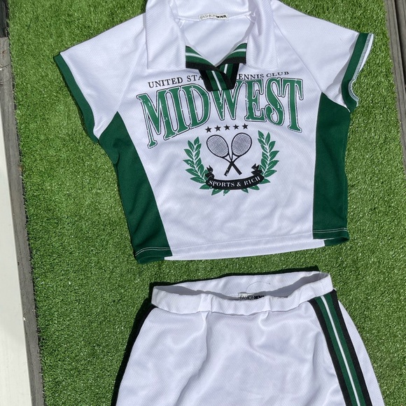 Women’s Tennis Club Set- White and Green - Picture 1 of 4